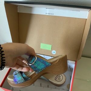 NWT DANSKO SANDAL COLGS